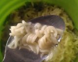 Foto langkah ke 2 dari resep Martabak telur indomie.
