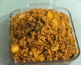 A picture of step 7 of Muri Ghonto: Bengali Yellow Rice with Fish Head.
