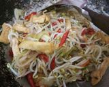 Foto langkah ke 2 dari resep Tumis Tauge Tahu.