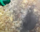 Une image de l'étape 2 de Champignons poêlés au vin et à l'ail.