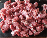 Foto del paso 2 de la receta: Arroz con queso y carne con verdeo