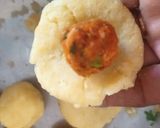 A picture of step 2 of Farali Pattice/ Buff vada.