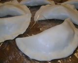 Foto del paso 8 de la receta: Empanadas porteñas con carne picada hechas al horno