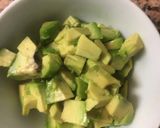 Foto del paso 4 de la receta: Tartar de salmón, aguacate y mango