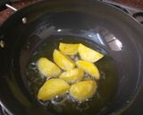 A picture of step 2 of Chickpeas curry.