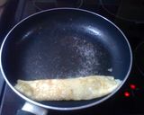 A picture of step 3 of Tamago-yaki omlette 卵焼き.