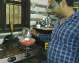 A picture of step 7 of Makhni daal rajma.