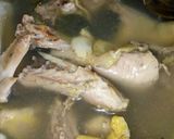 Foto langkah ke 1 dari resep Sop Ayam P.Min Sederhana.