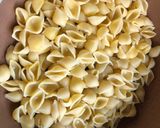 Hình bước làm 2 của món Mì pasta cá ngừ và sốt bơ kem- Tuna pasta cream cheese