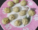 A picture of step 5 of Green Peas Kachori.