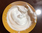 A picture of step 1 of Fruit Cream.
