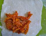 Foto langkah ke 3 dari resep Cireng isi ayam bombay pedas.