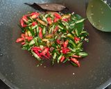 Foto langkah ke 3 dari resep Sayur Lombok Kacang Tolo.
