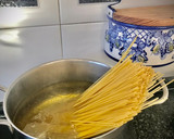 Foto del paso 2 de la receta: Spaghetti picantes con trigueros y langostinos