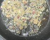 Foto langkah ke 2 dari resep Tumbuk daun singkong indomie.