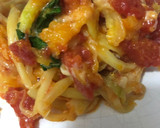 Foto del paso 3 de la receta: Tallarines de zucchini con salsa pomodoro... sin TACC, exquisitos y mega livianos! 🤪🤪 una 💣