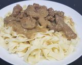 A picture of step 3 of Beef Strogonoff.