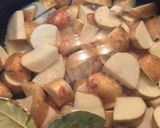 Foto del paso 1 de la receta: Papas al ajillo