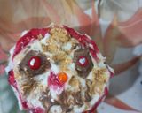 A picture of step 4 of Spooky halloween Cupcake.