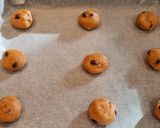 Foto del paso 4 de la receta: Galletas de mantequilla de cacahuete y conguitos