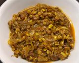 A picture of step 2 of Sprouted horse gram masala.