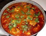 Hình bước làm 5 của món Red curry chicken (Gà cari đỏ)