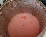 Foto del passaggio 3 della ricetta Crema alle fragole