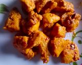 A picture of step 6 of Koila chicken with white pasta.