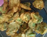 Foto langkah ke 3 dari resep Brokoli tepung goreng.