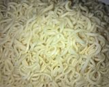 Foto langkah ke 1 dari resep Mie Goreng Bakso.