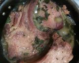 Foto del paso 2 de la receta: Chuletas ahumadas con aliño de apio