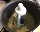 Une image de l'étape 2 de Sauce fromagère au jus de rhubarbe, épices et emmental.