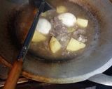 Foto langkah ke 5 dari resep Semur daging telur kentang simple.