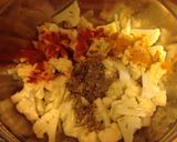 A picture of step 2 of Cauliflower Pepper Fry.