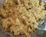A picture of step 4 of Upma with dahi handi.