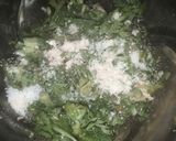 A picture of step 2 of Garlic chilli paratha.