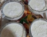 صورة لخطوة 1 من وصفة احلى مهلبية جلي بالفراولة 🍓من يد ملوكه