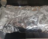 Foto del paso 3 de la receta: Lomo de Cerdo en Papillote con Salsa Barbacoa y Perrins con Patatas Asadas