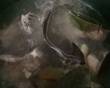 Foto langkah ke 1 dari resep Soto Ayam Bumbu Kuning.