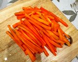Foto langkah ke 2 dari resep Vietnamese Spring Rolls.