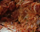 A picture of step 2 of Cheese onion capsicum vesitables.