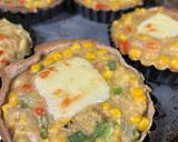 Foto del paso 5 de la receta: Tartitas individuales de rapiditas con relleno de choclo 🌽🌽