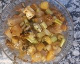Foto del paso 7 de la receta: Ensalada Tibia de Peras, Apio y Queso Azul