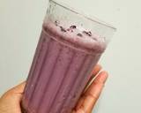 Pomegranate Milkshake recipe step 2 photo