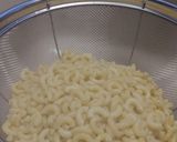 A picture of step 4 of Creamy Macaroni and Cheese.