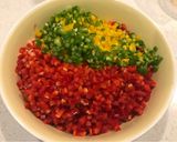 Foto del paso 3 de la receta: Ensalada de pimientos coloridos y granizo