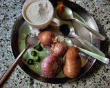A picture of step 1 of Odisha snack Mudhi Bara.
