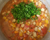 Foto del paso 4 de la receta: Garbanzos con verduras