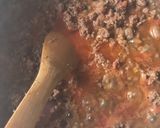 صورة لخطوة 1 من وصفة جلاش باللحمه المفرومه والموتزاريلا 😋