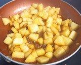 Foto del paso 2 de la receta: Tosta de manzana caramelizada con queso azul